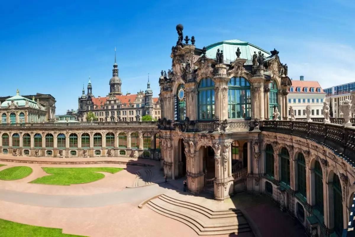 Schoenes Zimmer Naeher Bahnhof Neustadt Dresden Zentral Wlan Exterior photo